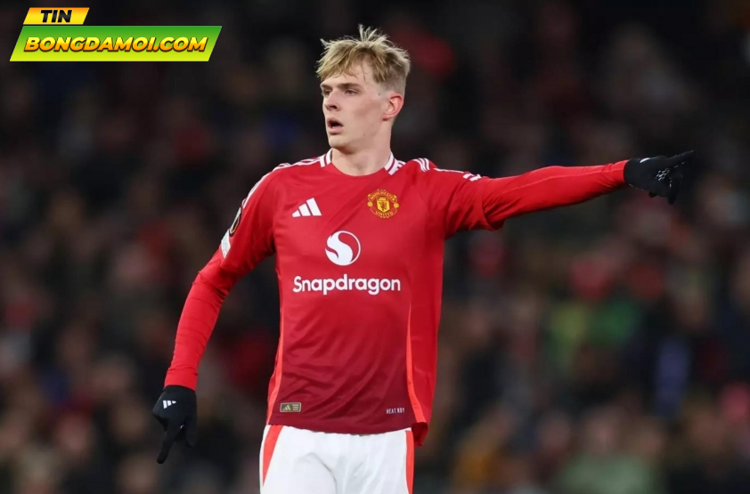 Toby Collyer gây ấn tượng khi Manchester United đánh bại Rangers tại UEFA Europa League.