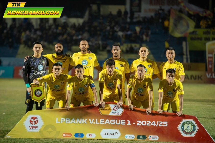 CLB Thanh Hóa vẫn đang dẫn đầu V-League sau 11 trận