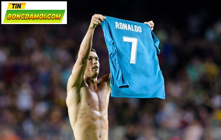 Ronaldo ăn mừng đáng nhớ trong lịch sử El Clasico.