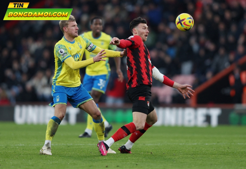 Soi Kèo AFC Bournemouth Đối Đầu Nottingham Forest: Trận Chiến Kịch Tính, Lúc 22h00 Ngày 25/01/2025